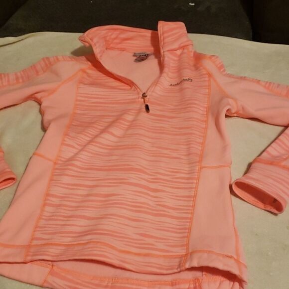 Avalanche NWT   - Picture 1 of 8